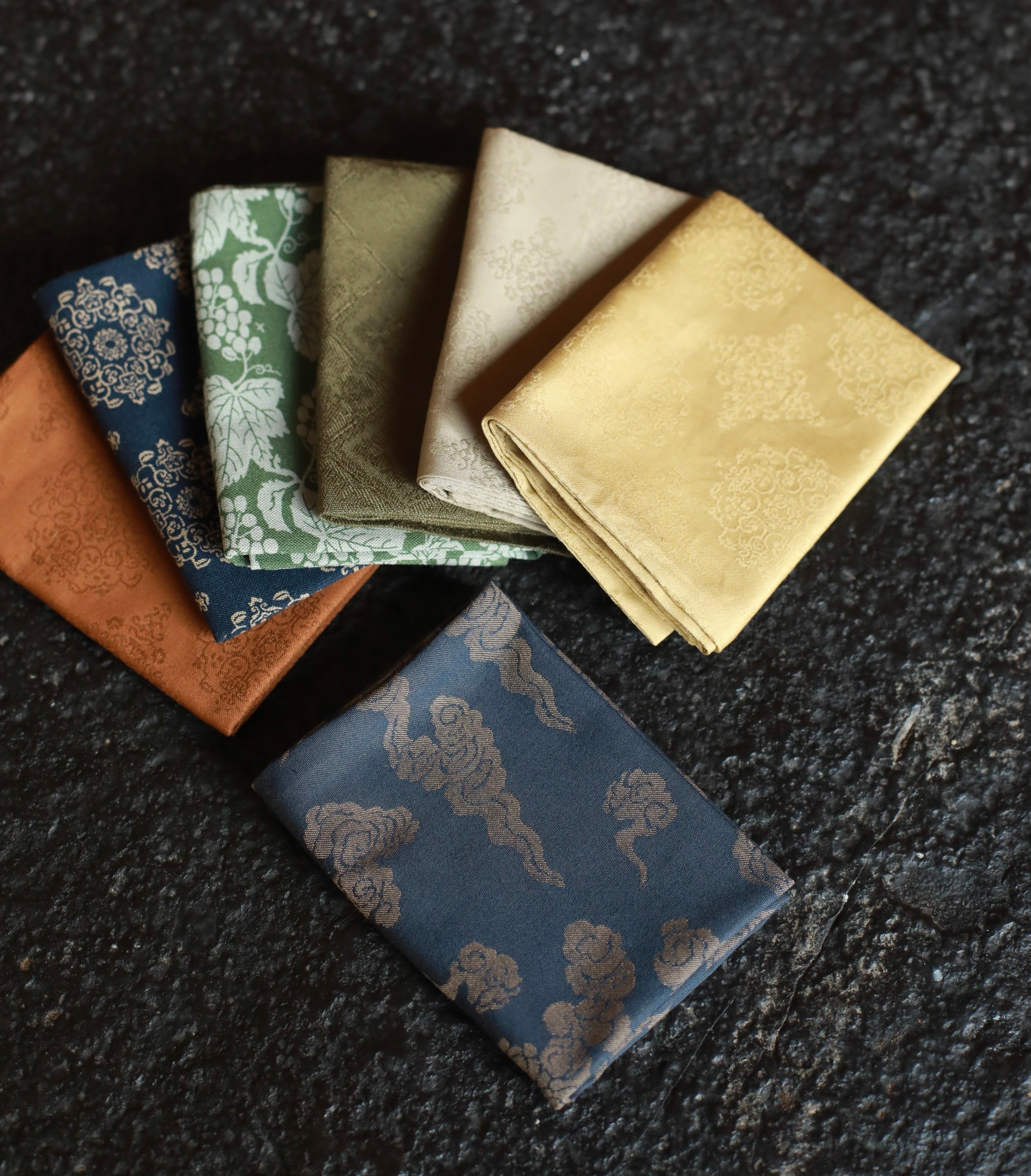 Patterned Fabric Tea Cloth