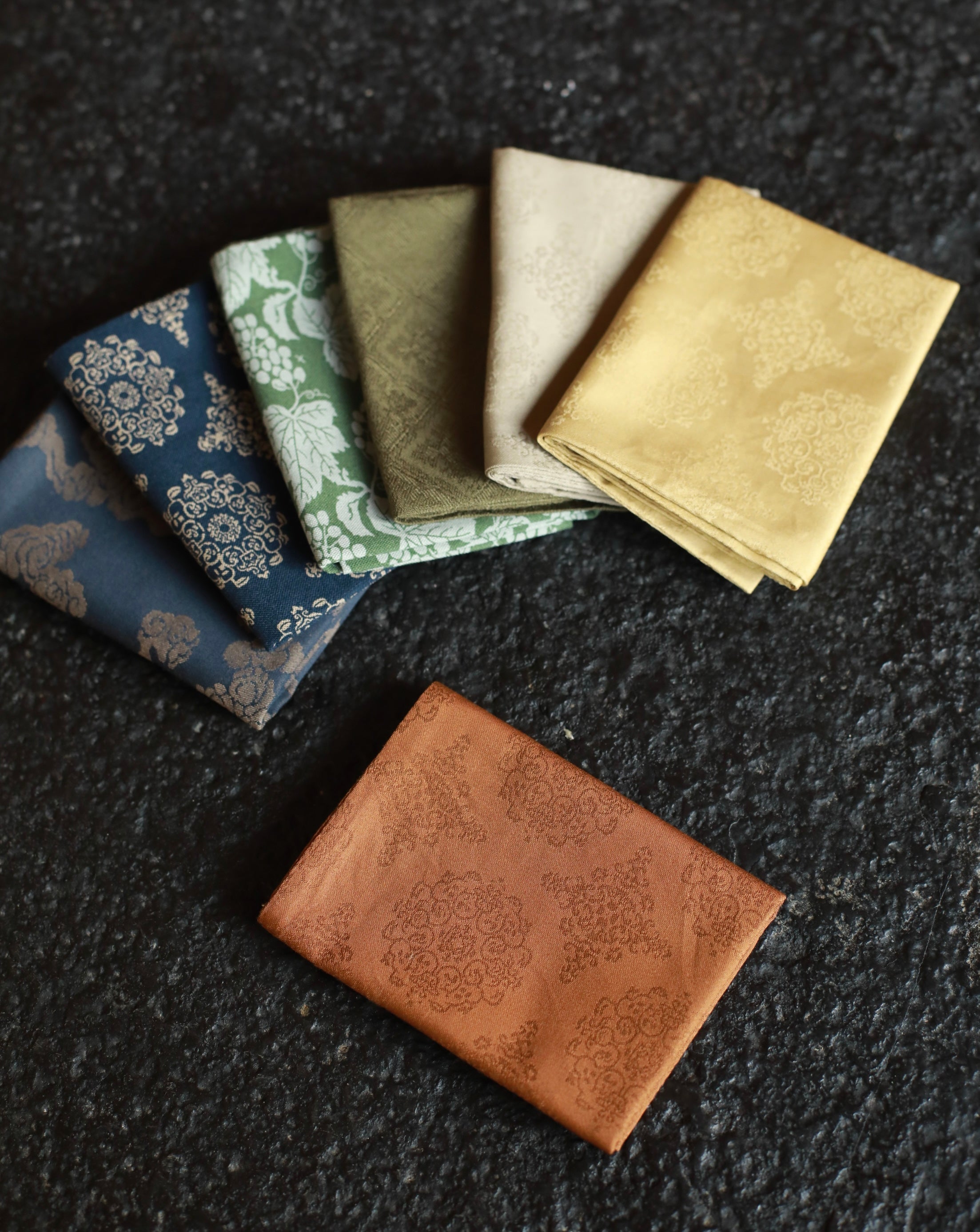 Patterned Fabric Tea Cloth