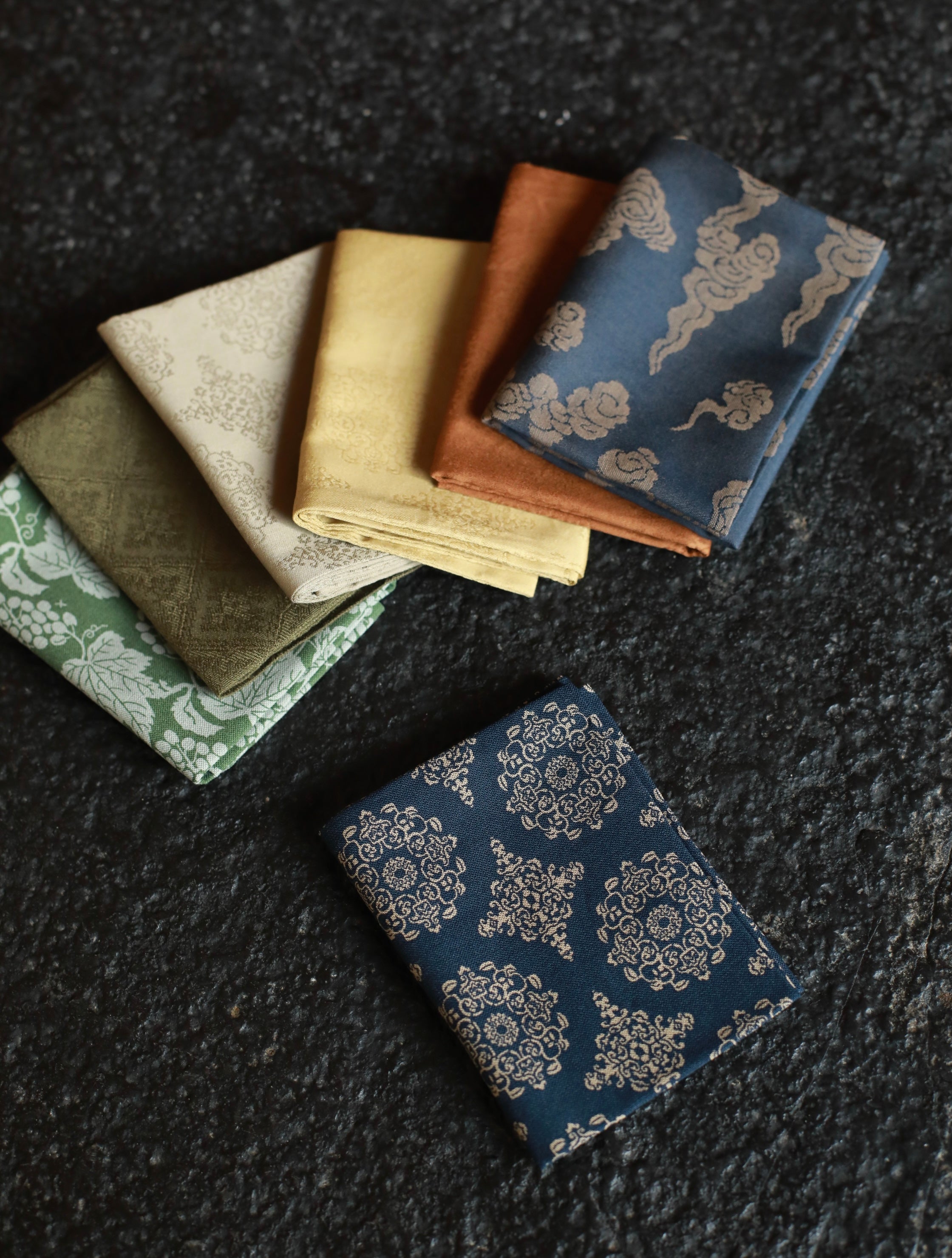 Patterned Fabric Tea Cloth