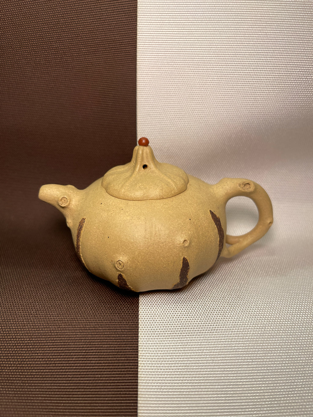 Rustic Ochre Seed Clay Teapot