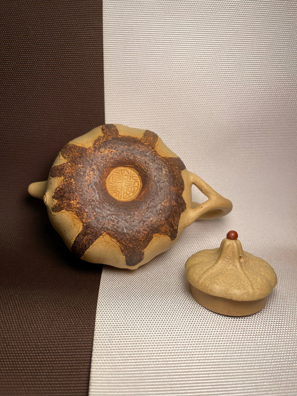 Rustic Ochre Seed Clay Teapot